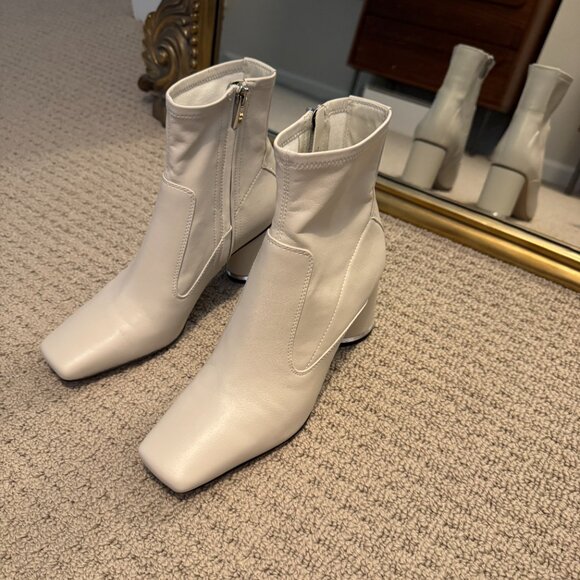 NEVER WORN Franco Sarto Pisa Mid Heel Bootie 8.5M - Picture 10 of 10